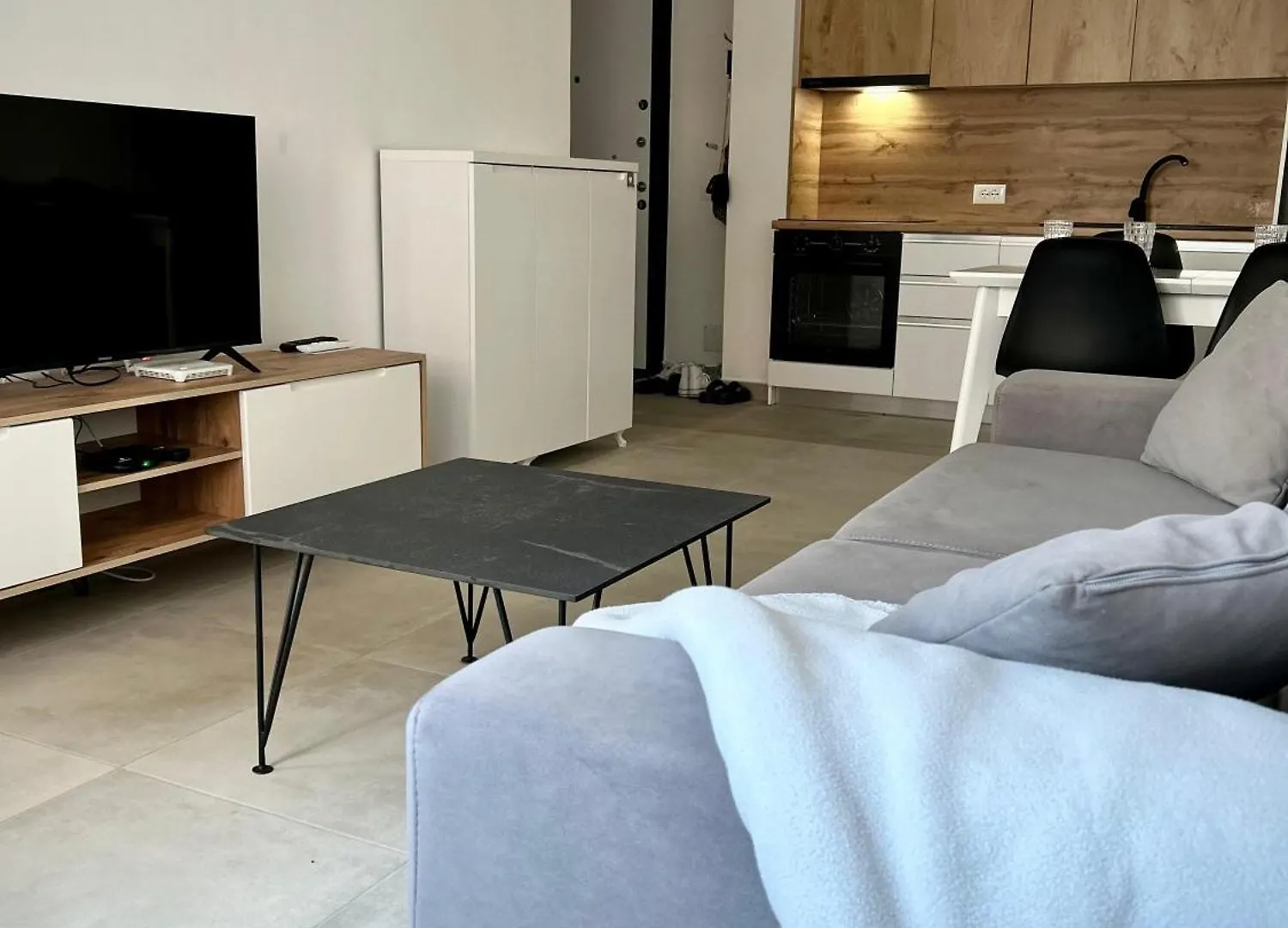 Sebo Apartment For Rent Shengjin Albania Sakes Albania